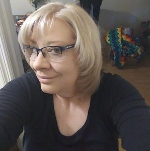 Meet your Posher, Paula